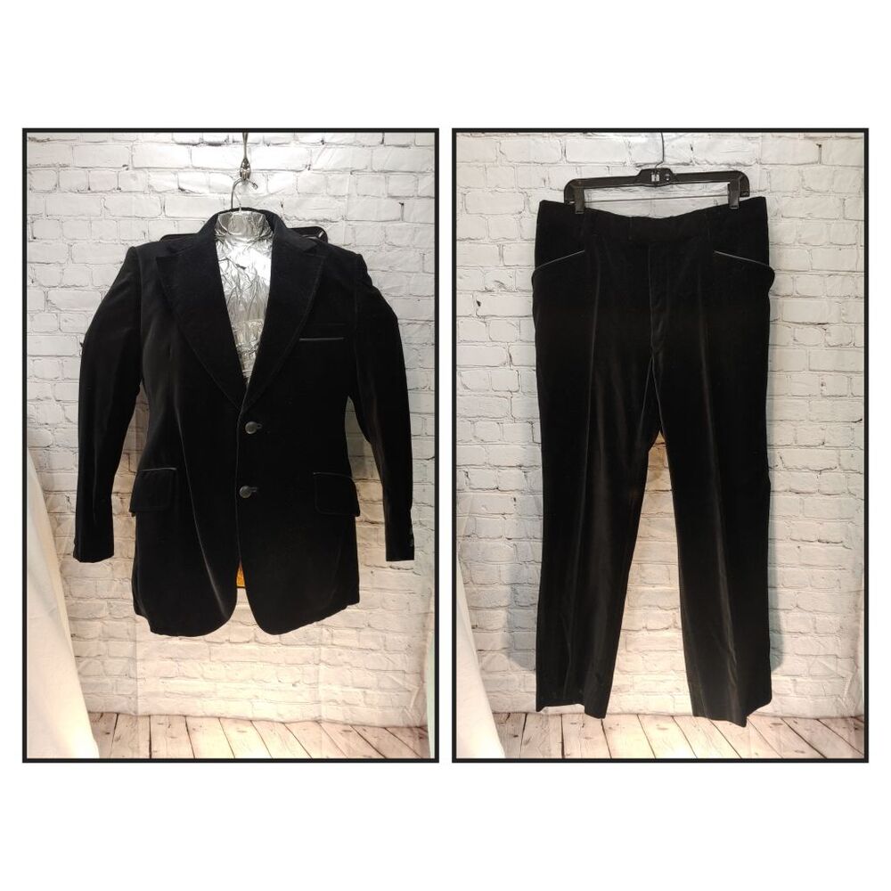 Cortefiel VINTAGE Mens Size 44/38 Black Velvet Suit.